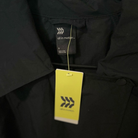 All in Motion Black Trench Coat Jacket Oversized Small Waterproof Wind Resistant - Picture 3 of 8